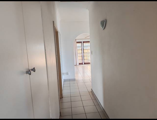 4 BEDROOM HOUSE FOR SALE IN GLENMORE